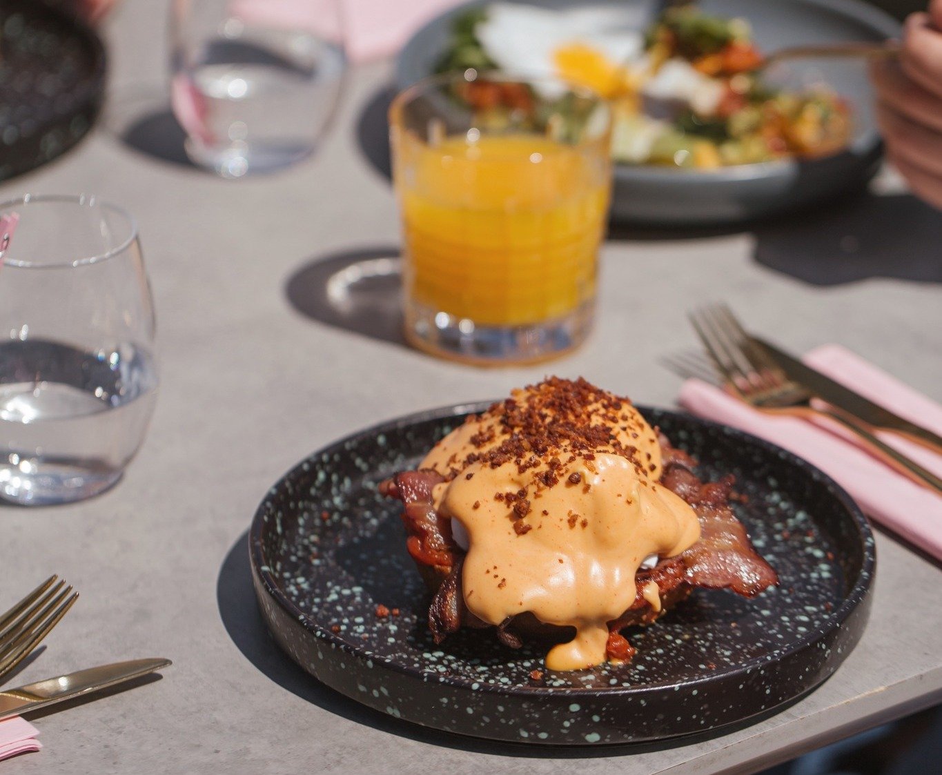 Brunch in Vilnius - Pink&Yellow