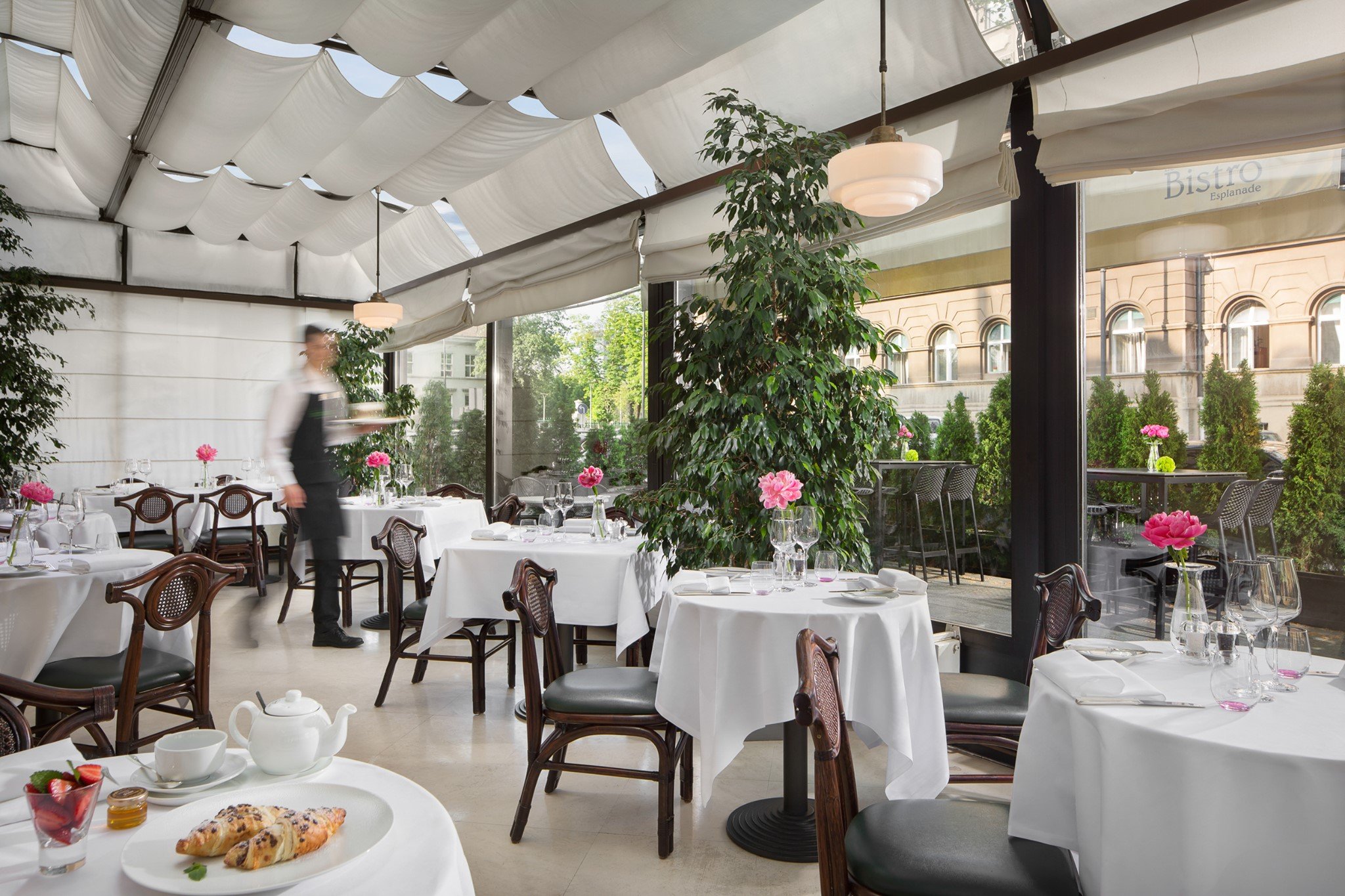 Le Bistro Esplanade - most instagrammable restaurants in Zagreb