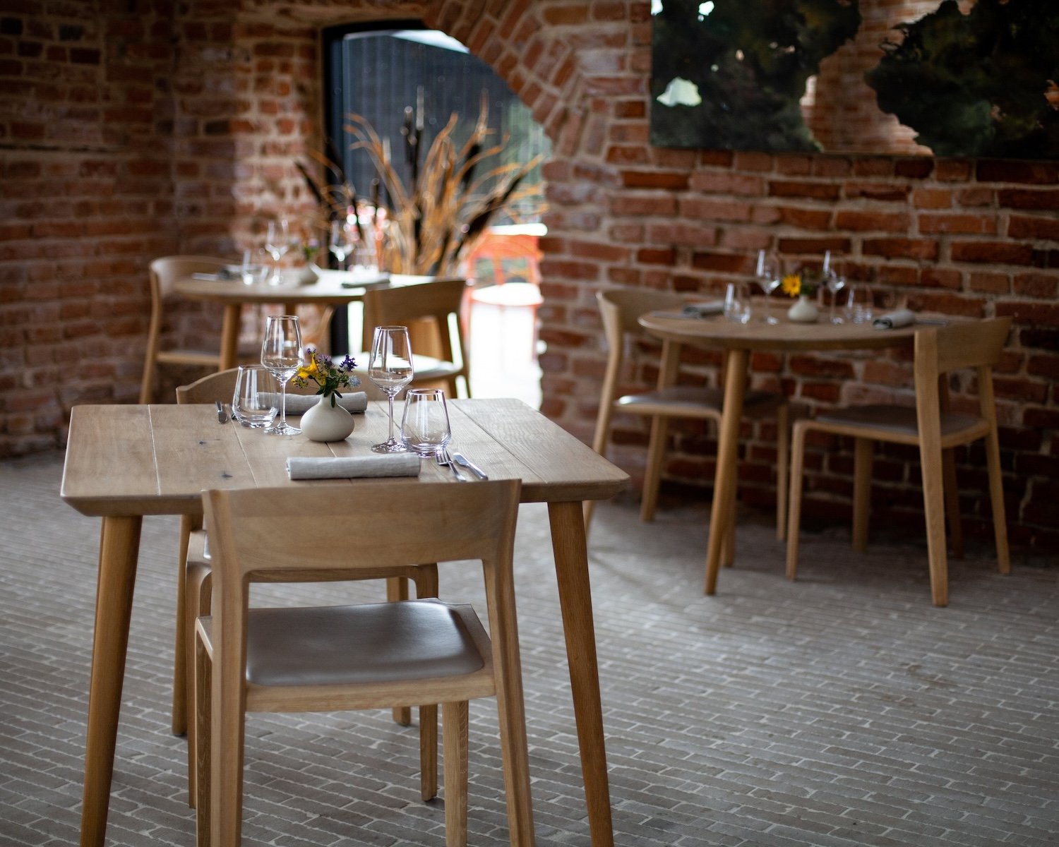 Red brick - Naujosios lietuviskos virtuves restoranas Ukmergeje  