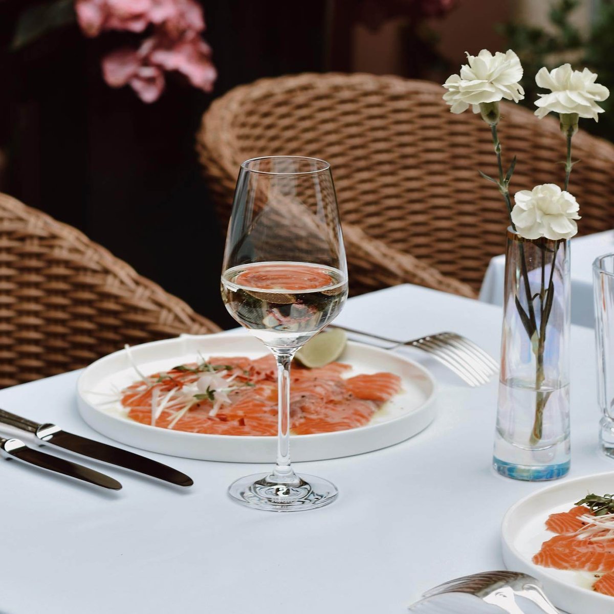 Stikliai - Vilnius restaurant with courtyard terrace    